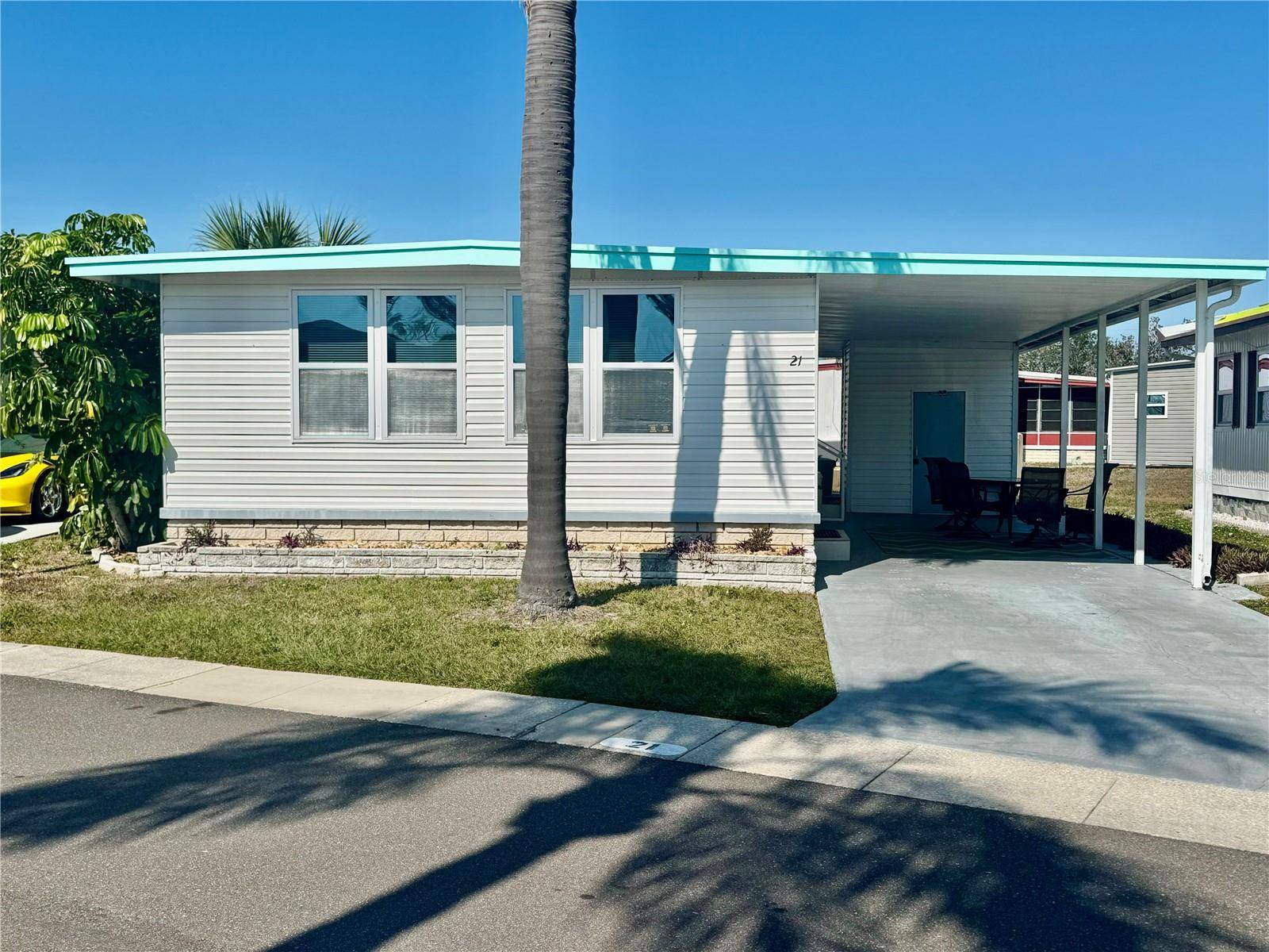 St Petersburg, FL 33709,7901 N 40TH AVE N #21