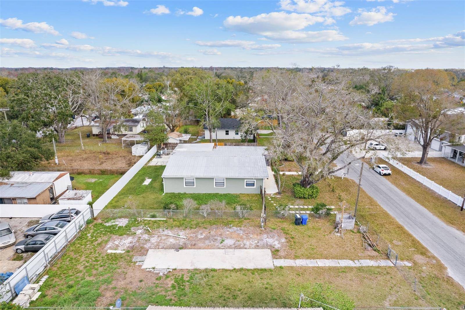 Tampa, FL 33624,12912 CAMBRIDGE AVE
