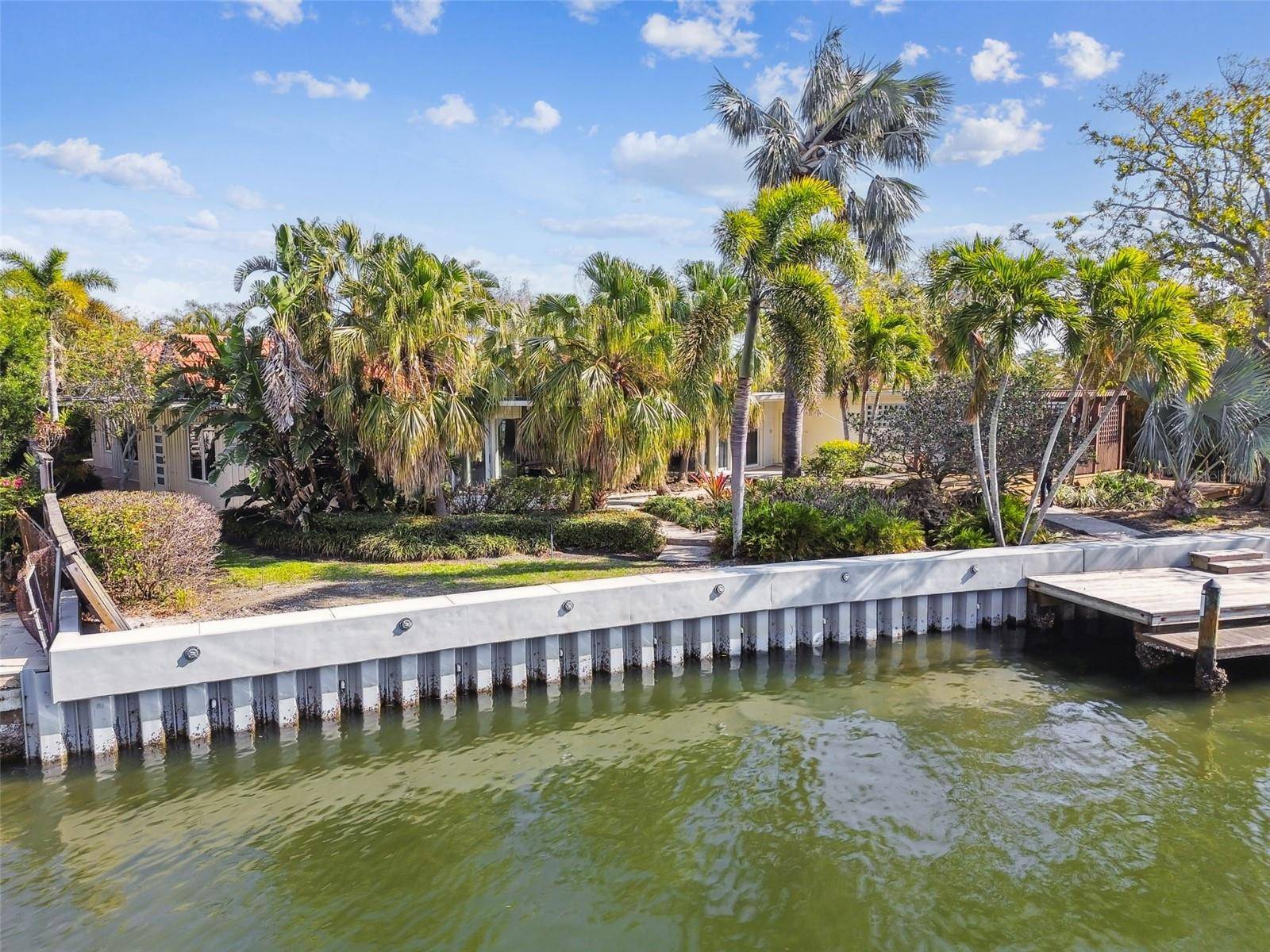 St Petersburg, FL 33705,4811 PARADISE WAY S