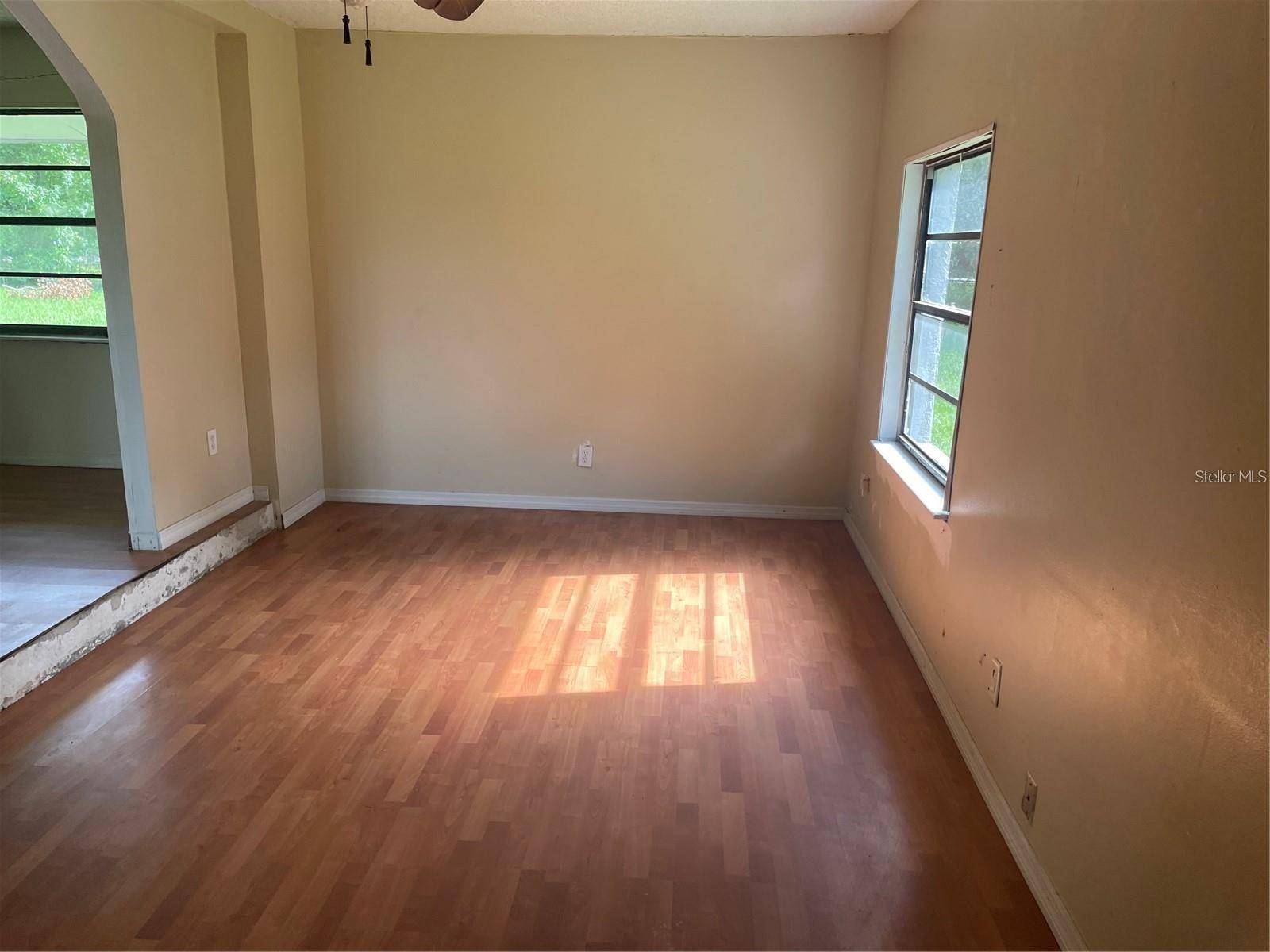 Lithia, FL 33547,9707 LITHIA PINECREST RD