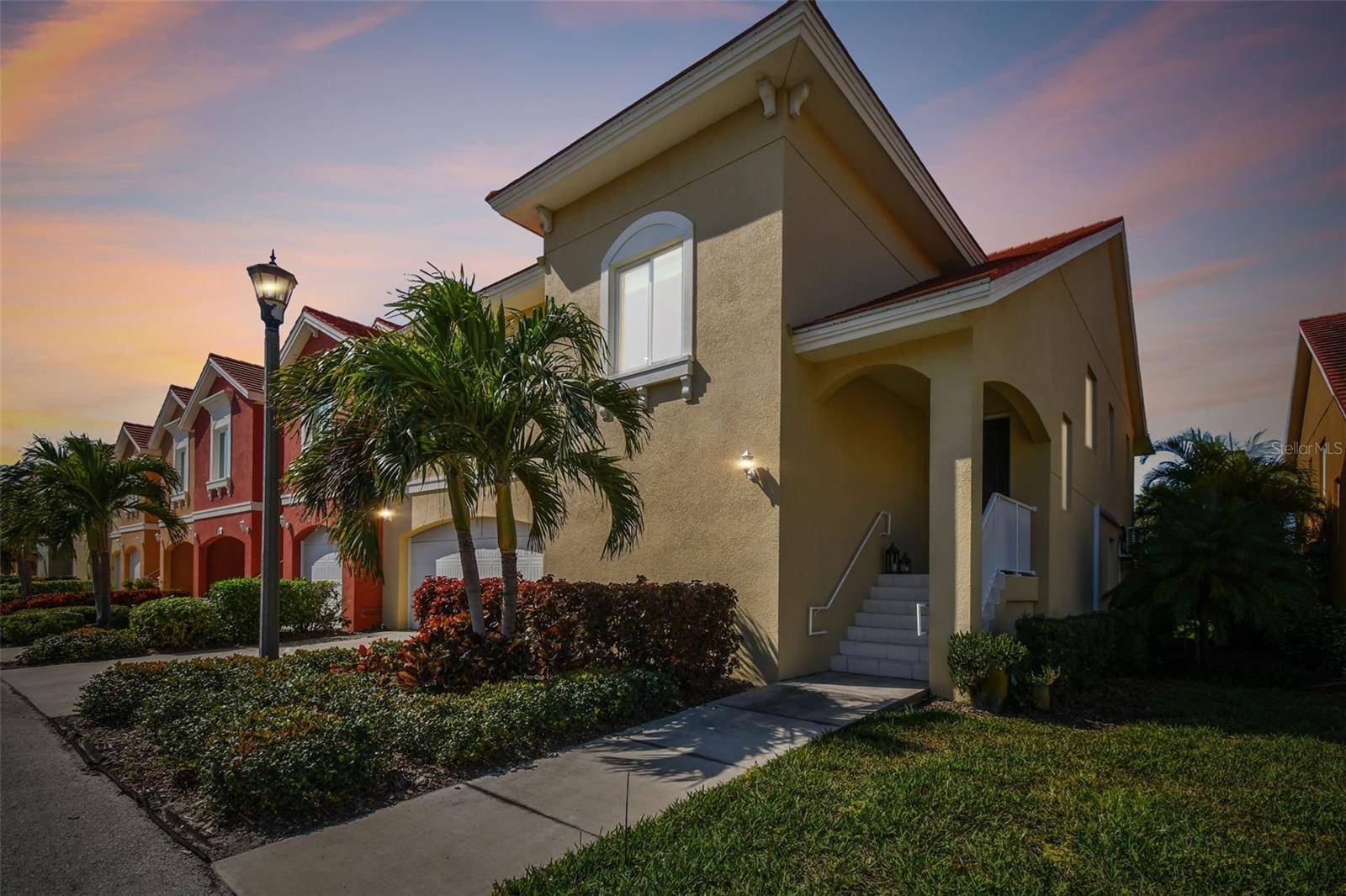 St Petersburg, FL 33711,18 FRANKLIN CT S #D