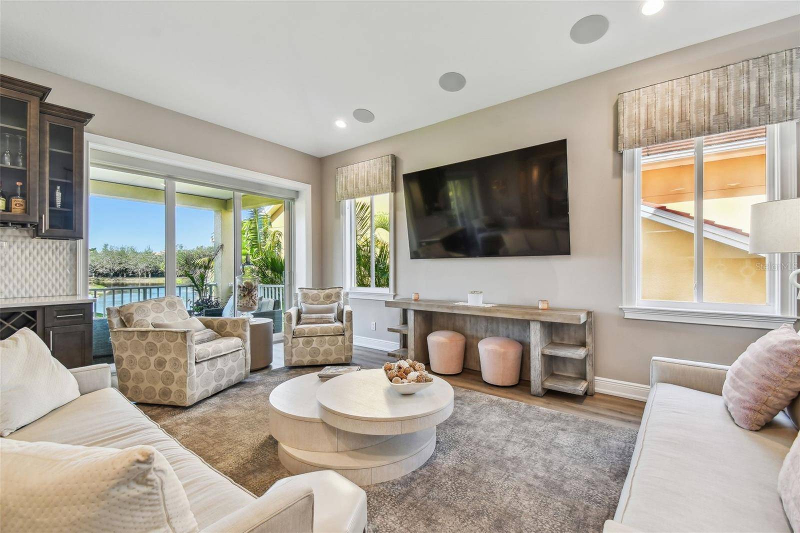 St Petersburg, FL 33711,18 FRANKLIN CT S #D