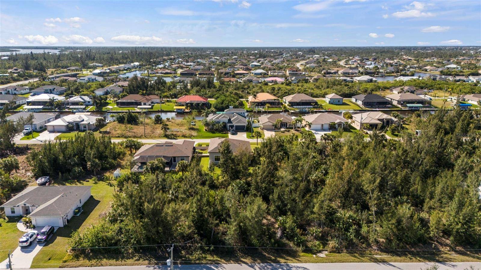 Port Charlotte, FL 33981,15459 MELPORT CIR