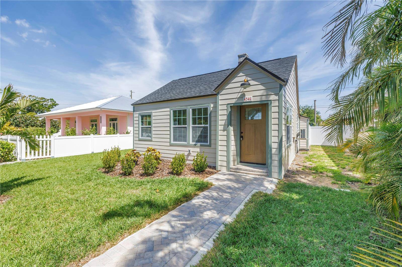 St Petersburg, FL 33713,4541 2ND AVE N