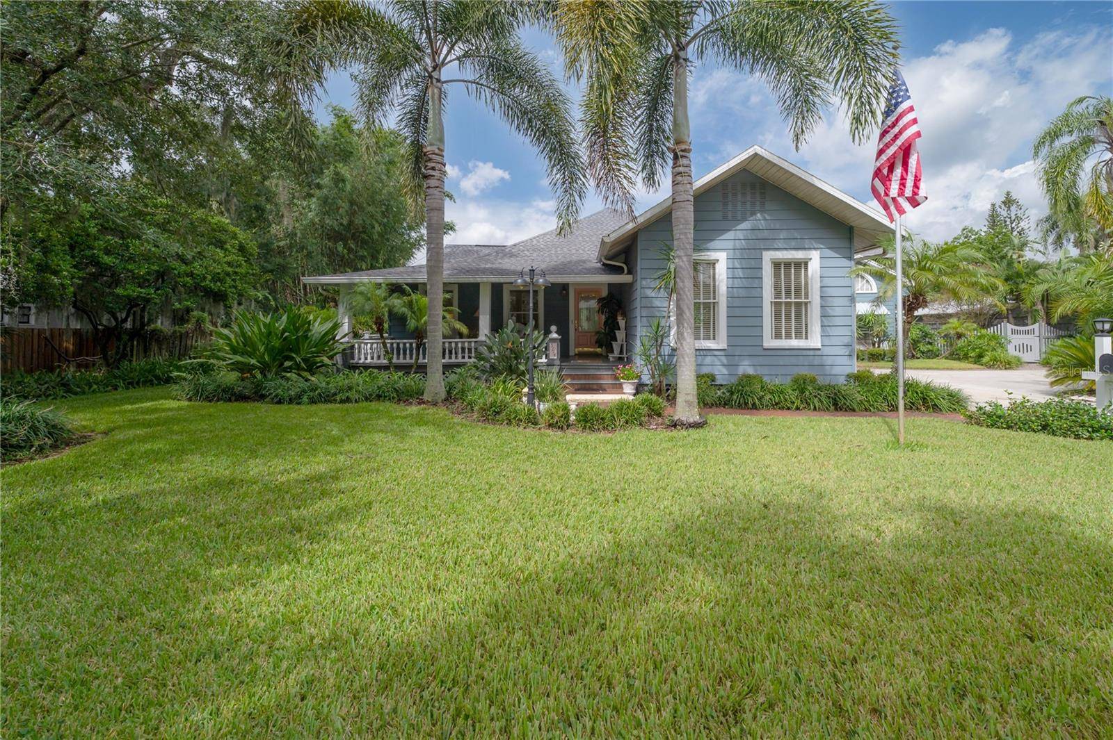 Tampa, FL 33603,5114 N BRANCH AVE