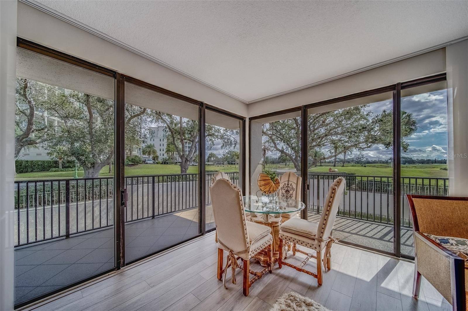 Belleair, FL 33756,6 BELLEVIEW BLVD #203