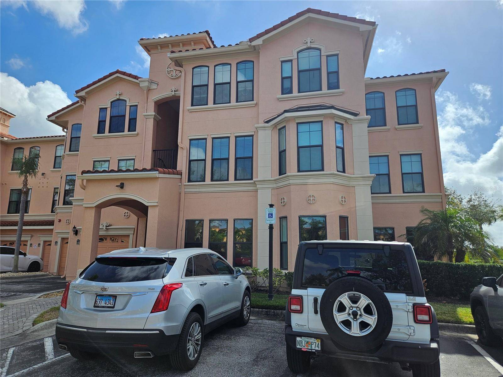 Clearwater, FL 33764,2755 VIA CAPRI DR #1215