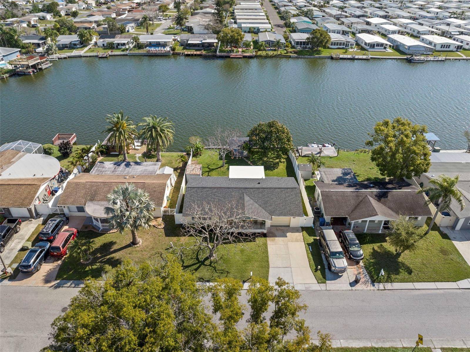 Holiday, FL 34691,2146 SOCIETY DR