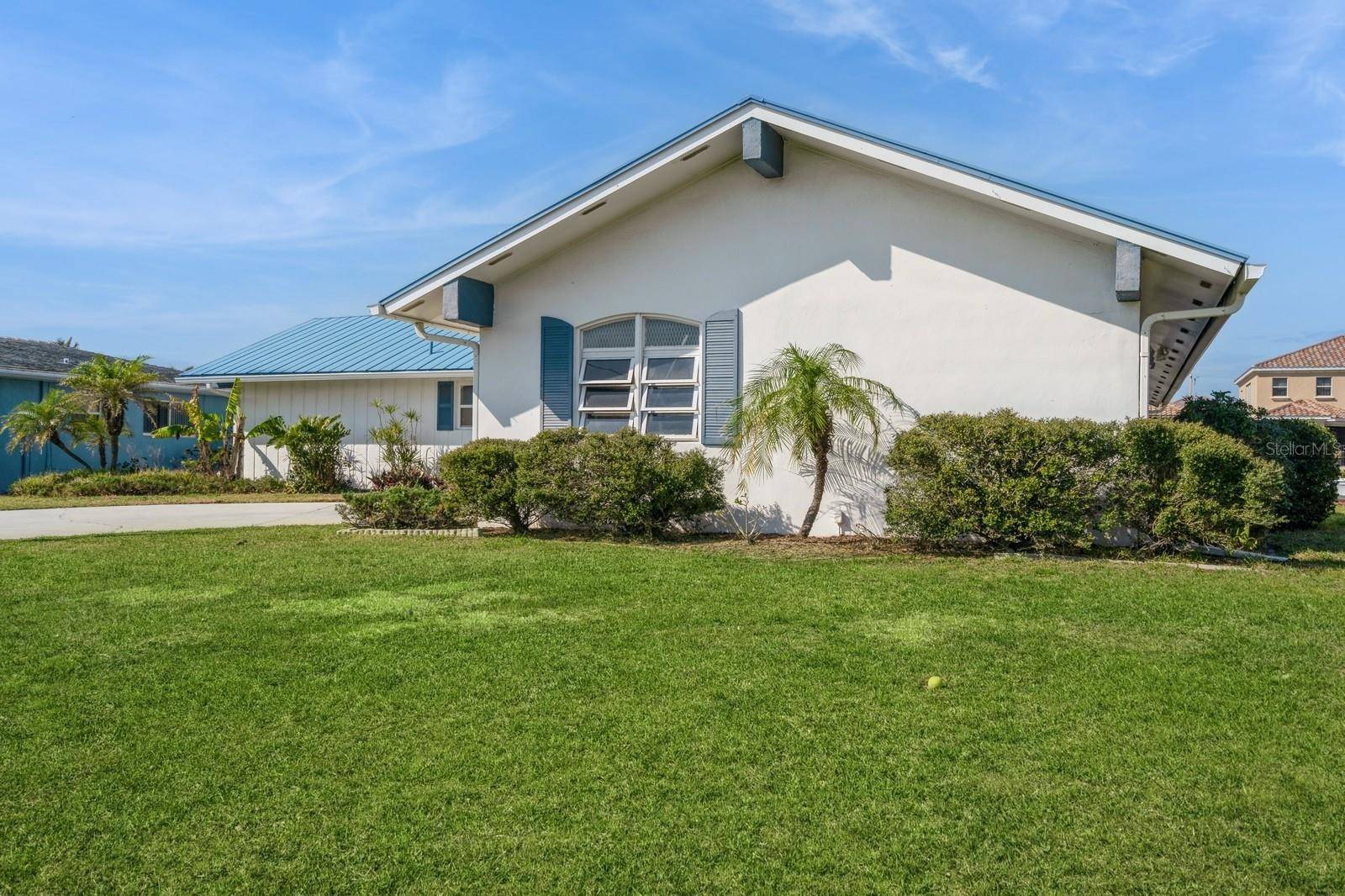 Punta Gorda, FL 33950,2821 CORAL WAY