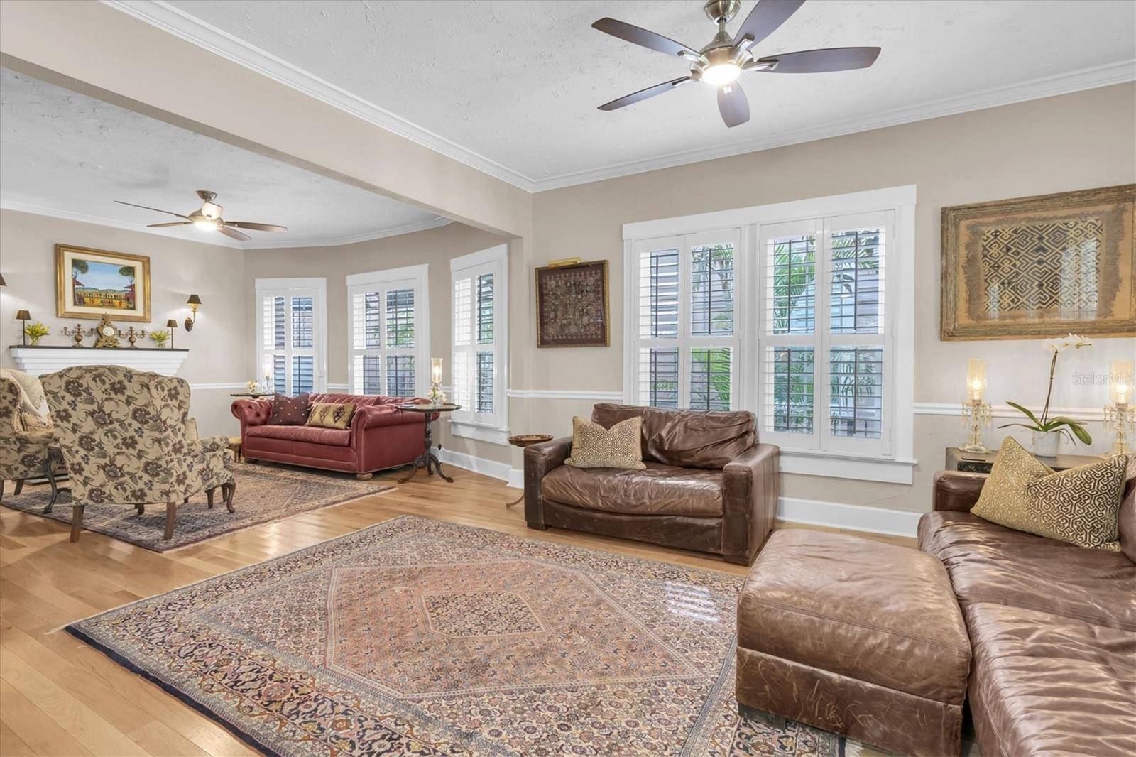 St Petersburg, FL 33701,732 OAK ST NE