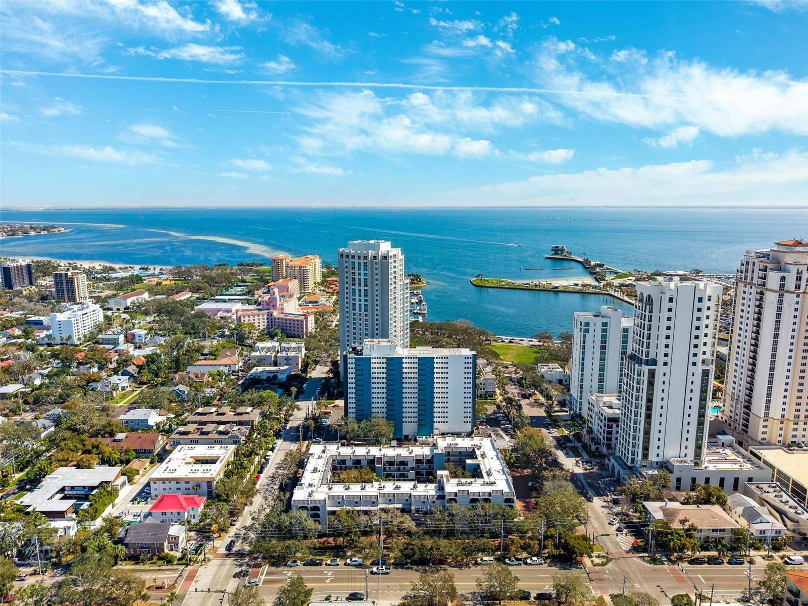 St Petersburg, FL 33701,105 4TH AVE NE #418