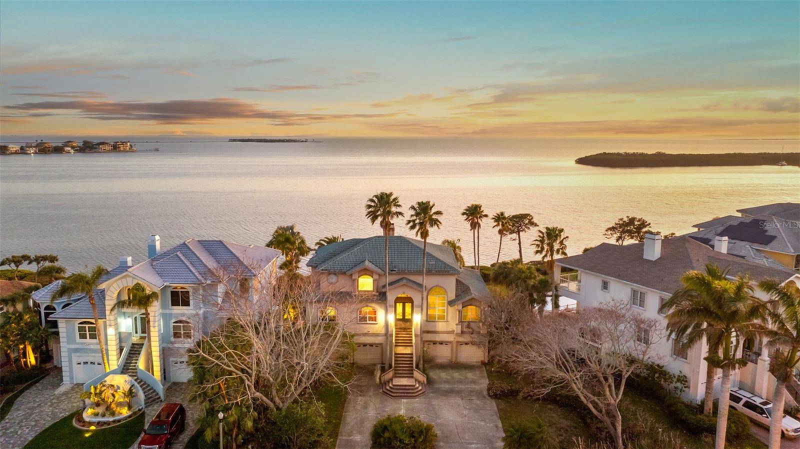 Tarpon Springs, FL 34689,2077 N POINTE ALEXIS DR