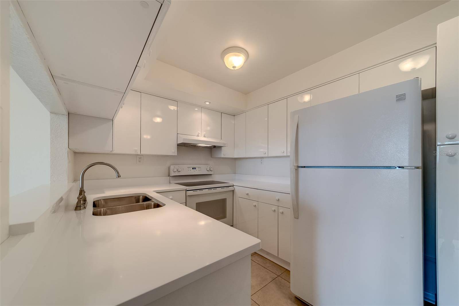 Clearwater Beach, FL 33767,400 ISLAND WAY #404