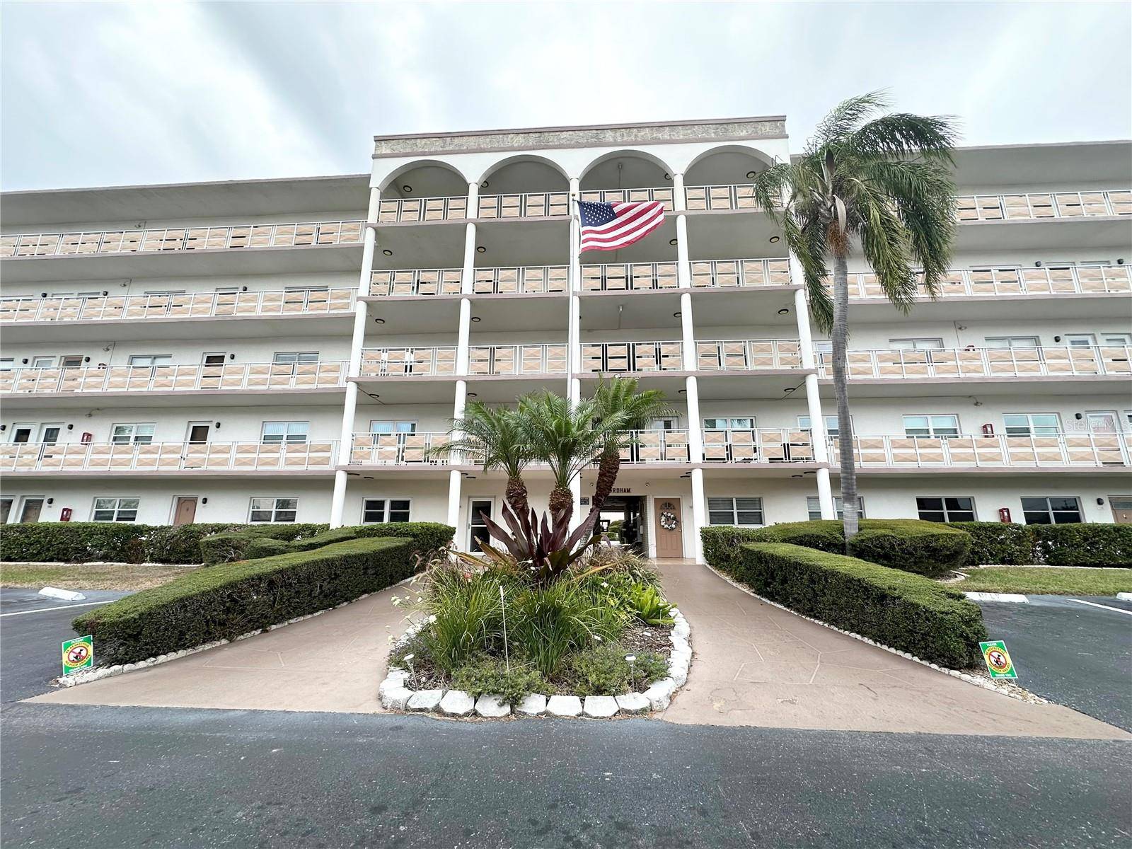 St Petersburg, FL 33709,5603 80TH ST N #307