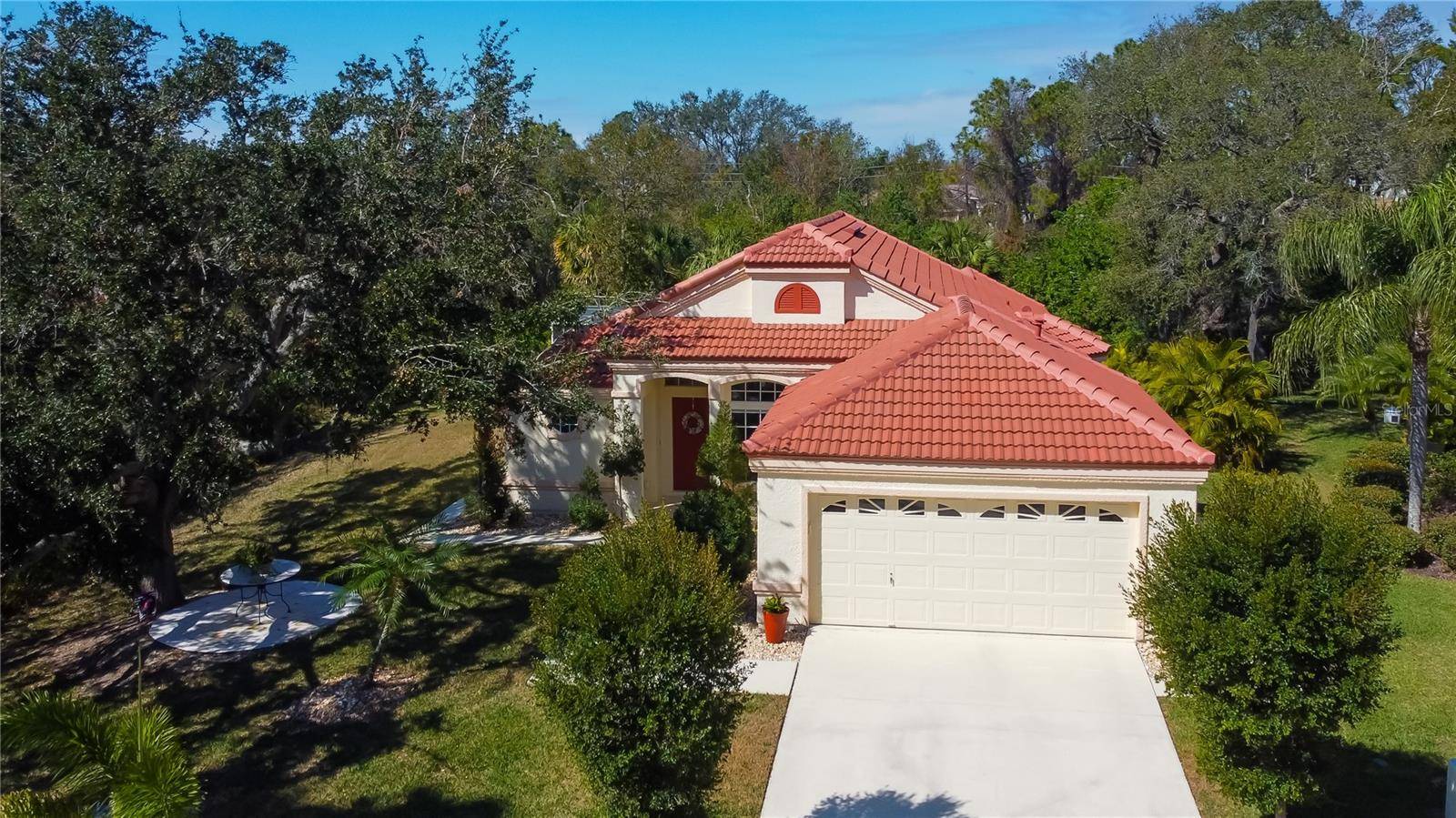 Tarpon Springs, FL 34689,701 LIGHTHOUSE DR