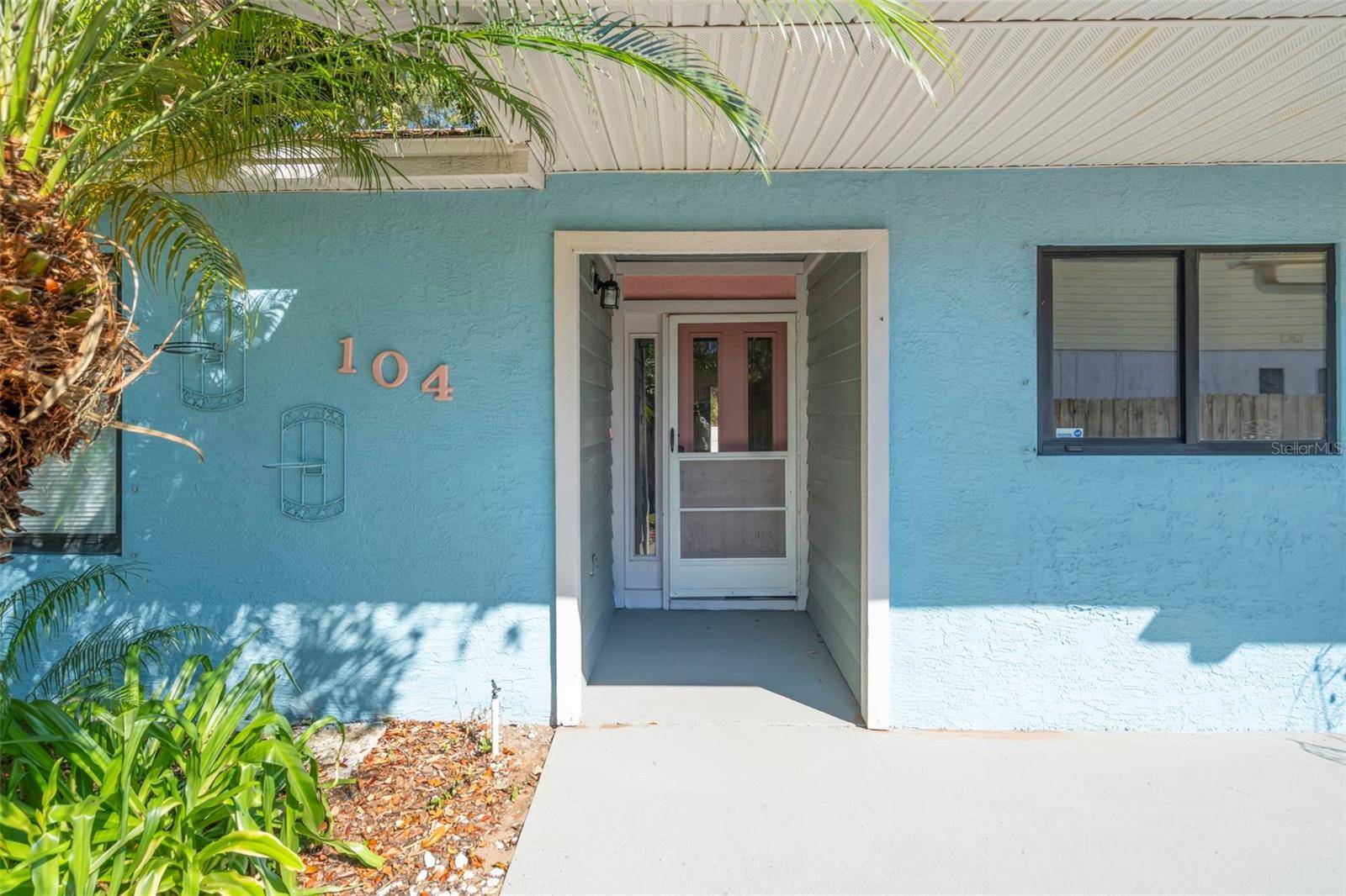 Tarpon Springs, FL 34689,104 ANCLOTE RD #104