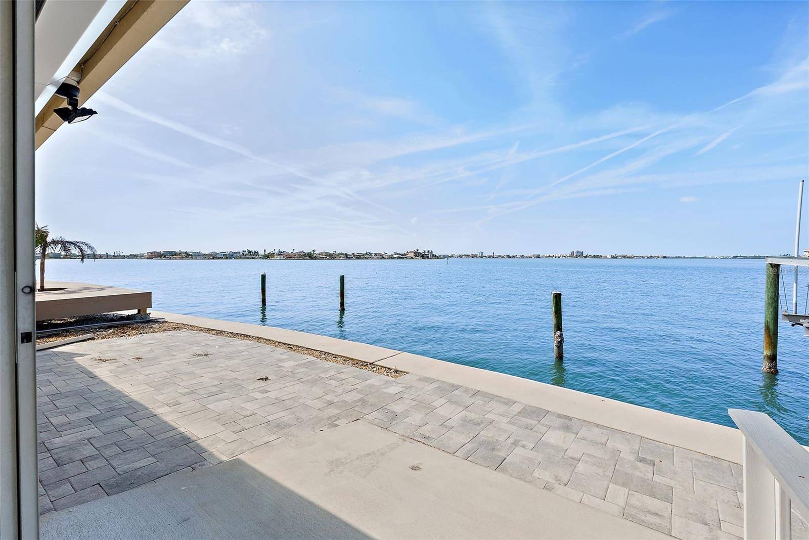 St Petersburg, FL 33708,673 BOCA CIEGA POINT BLVD N