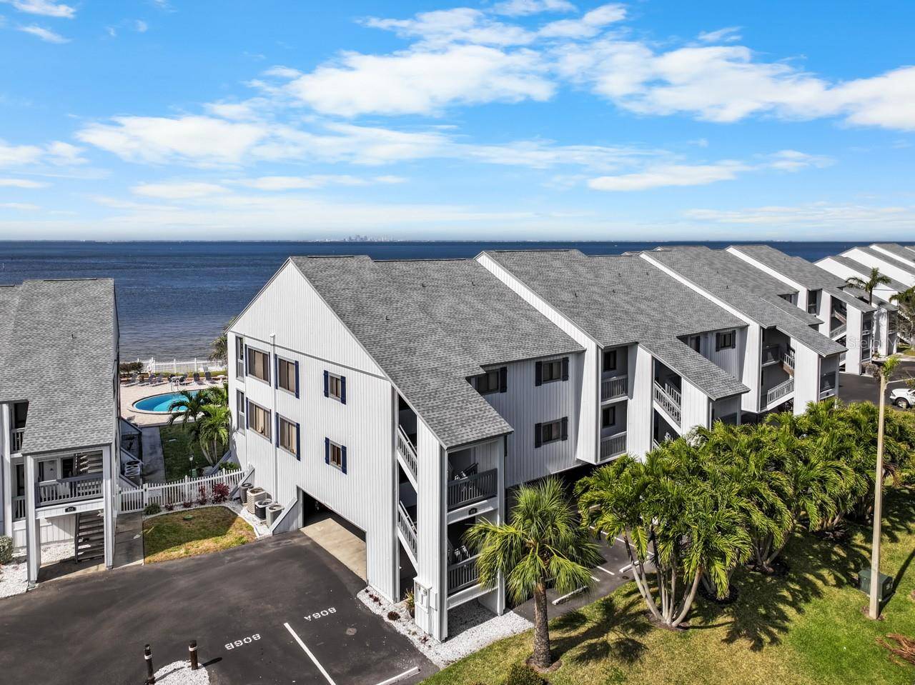 Ruskin, FL 33570,808 BAHIA DEL SOL DR #14