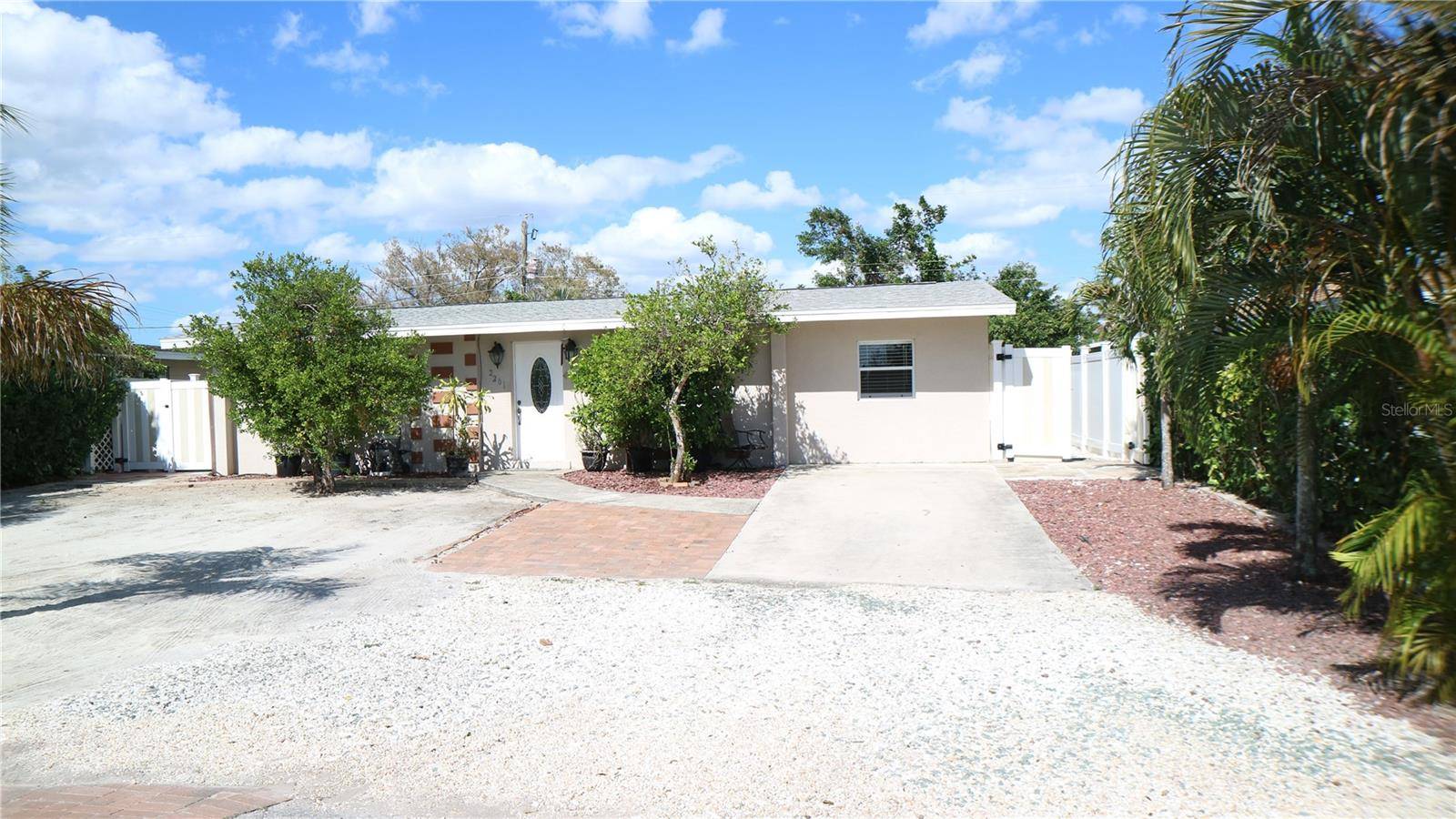 Fort Myers, FL 33907,2201 CORONET ST #1