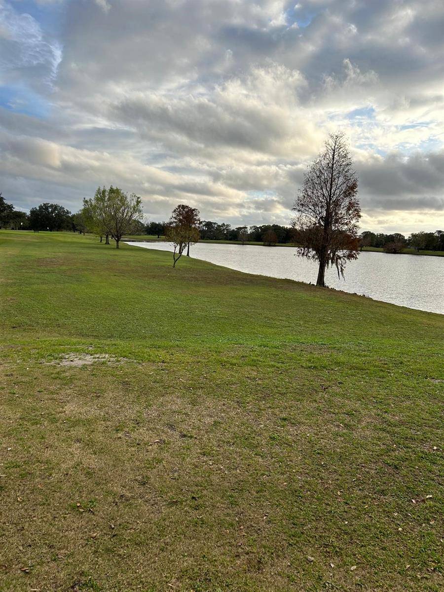 Indian Lake Estates, FL 33855,8 BOUGAINVILLE DR