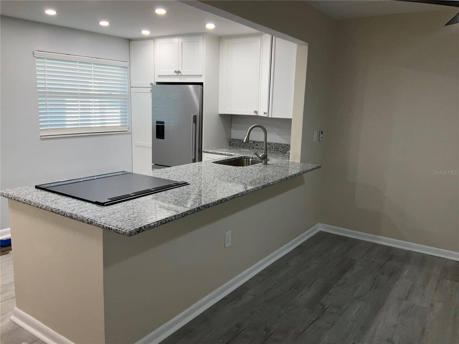 Largo, FL 33774,10351 REGAL DR #10