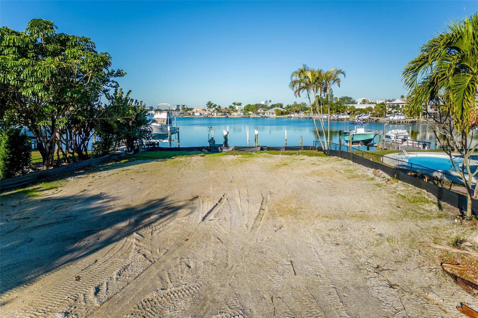 Treasure Island, FL 33706,10304 PARADISE BLVD