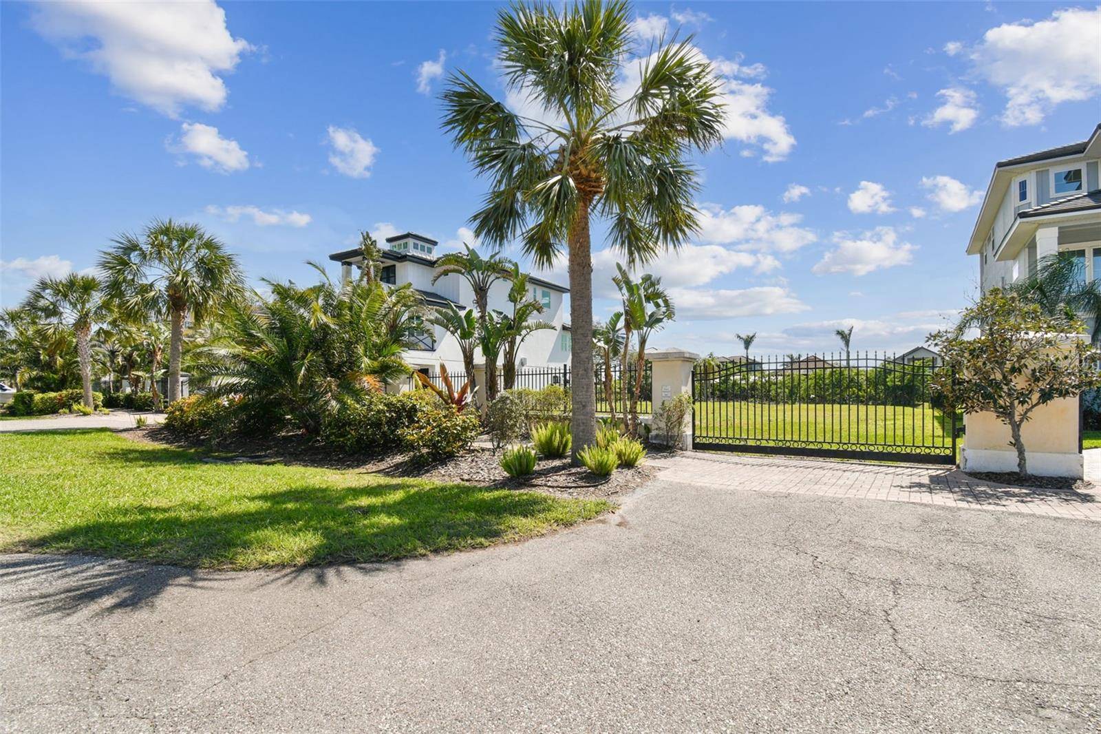 Apollo Beach, FL 33572,540 ESTUARY SHORE LN