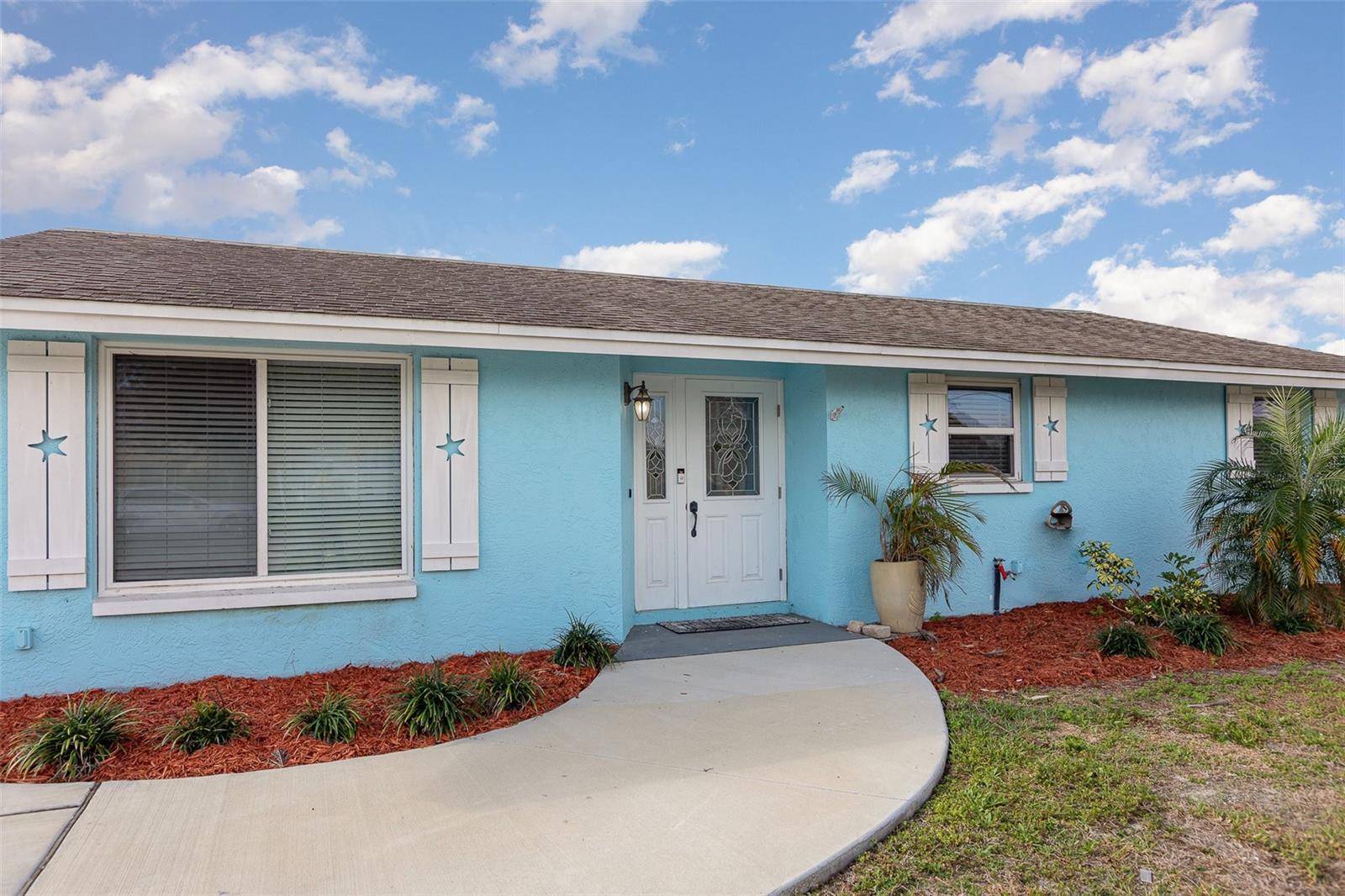 Apollo Beach, FL 33572,608 FLORIDA CIR S