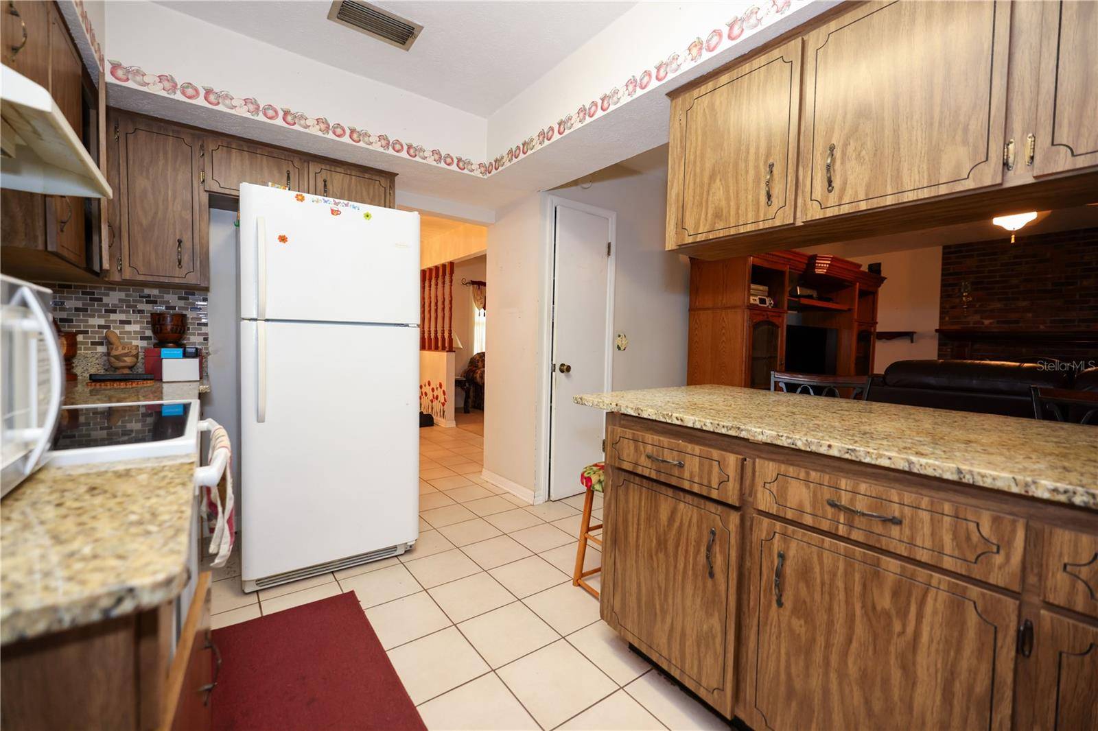 Brandon, FL 33510,204 AMANA AVE