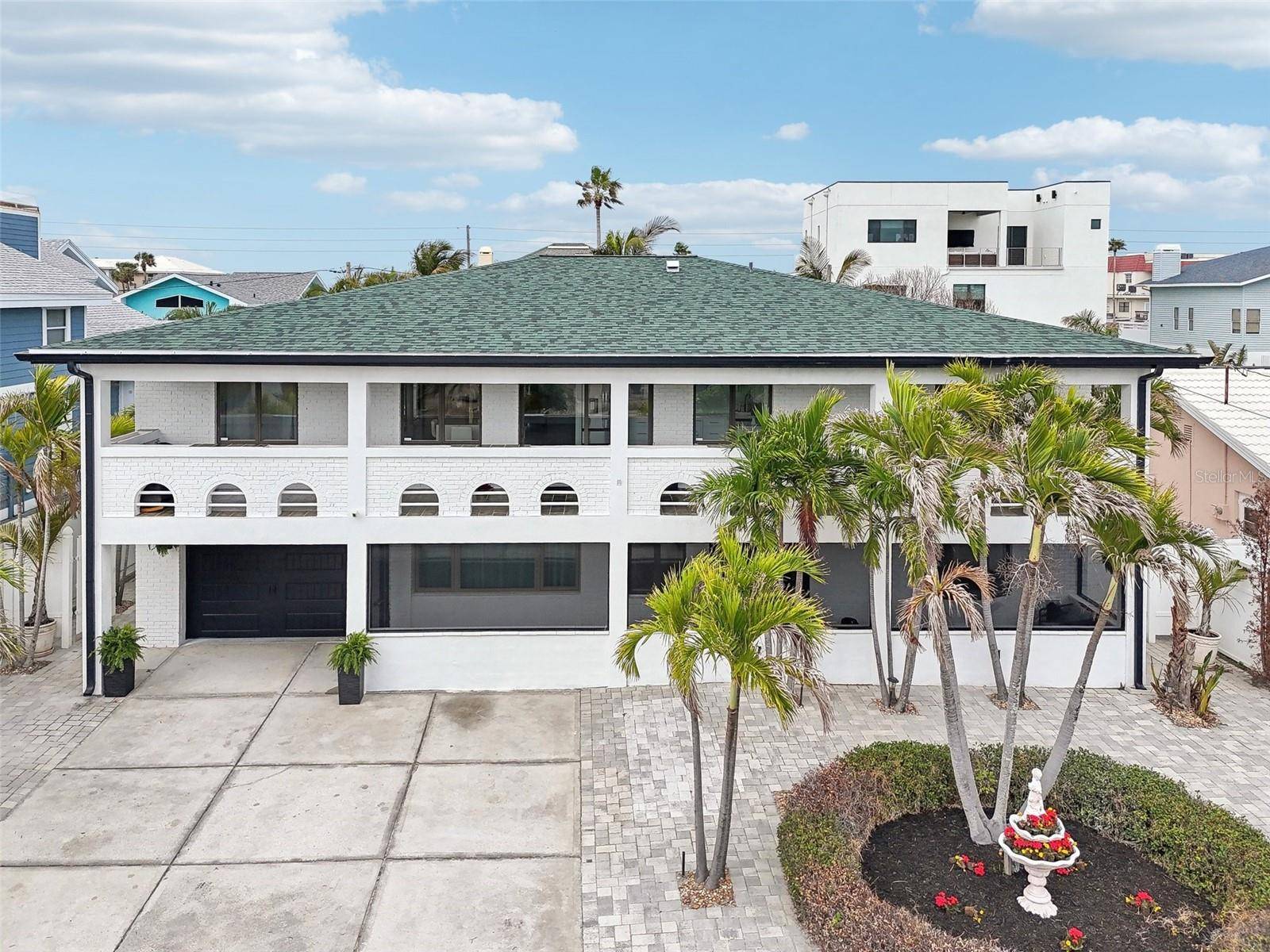 Belleair Beach, FL 33786,2710 HIBISCUS DR W