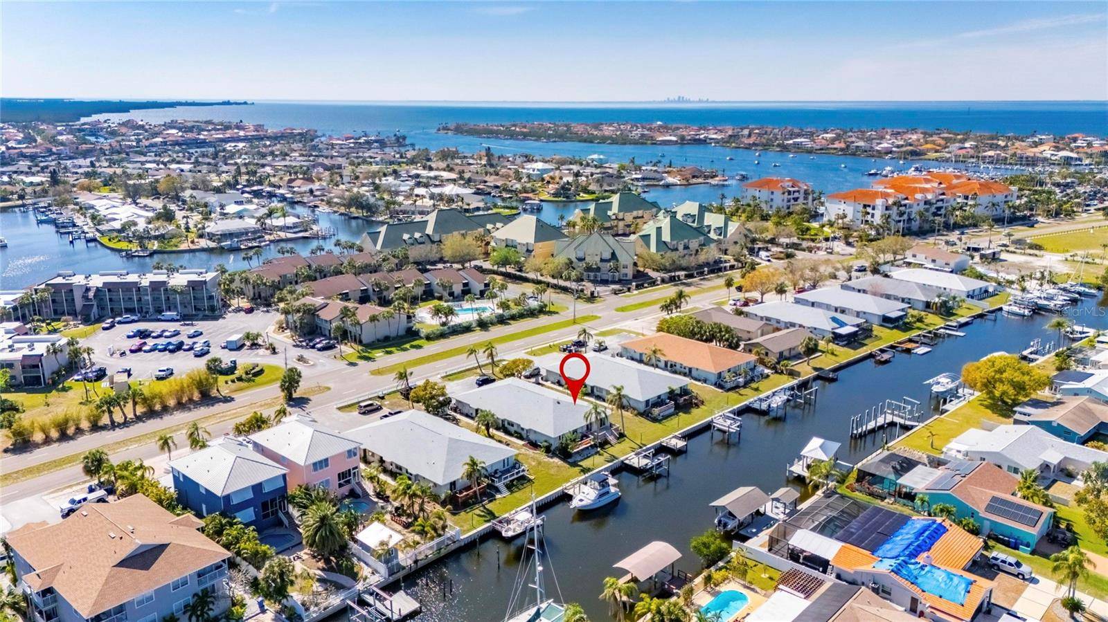 Apollo Beach, FL 33572,1025 APOLLO BEACH BLVD #1