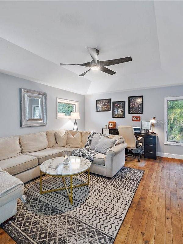 Sarasota, FL 34241,4588 BAYCEDAR LN