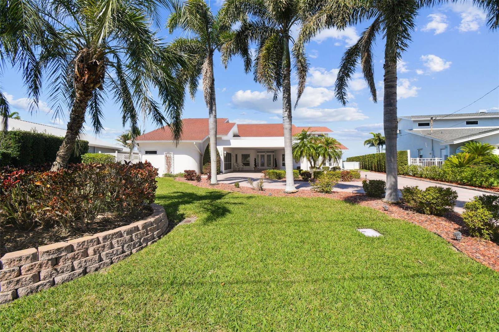 Palm Harbor, FL 34683,119 CARLYLE CIR