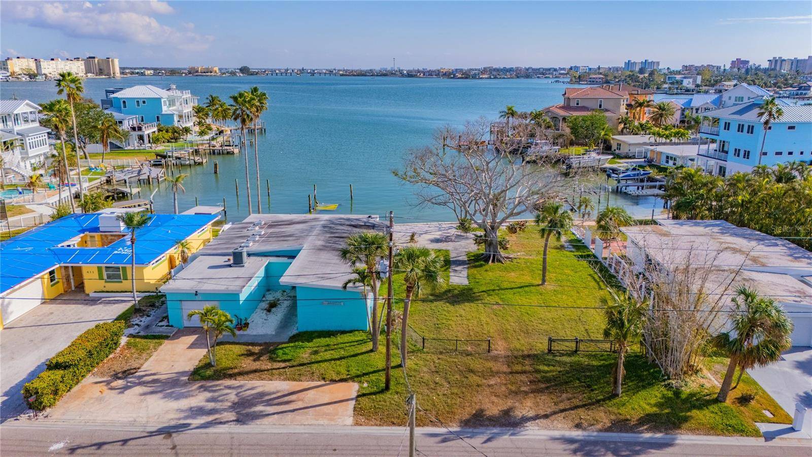 Redington Beach, FL 33708,409 161ST AVE
