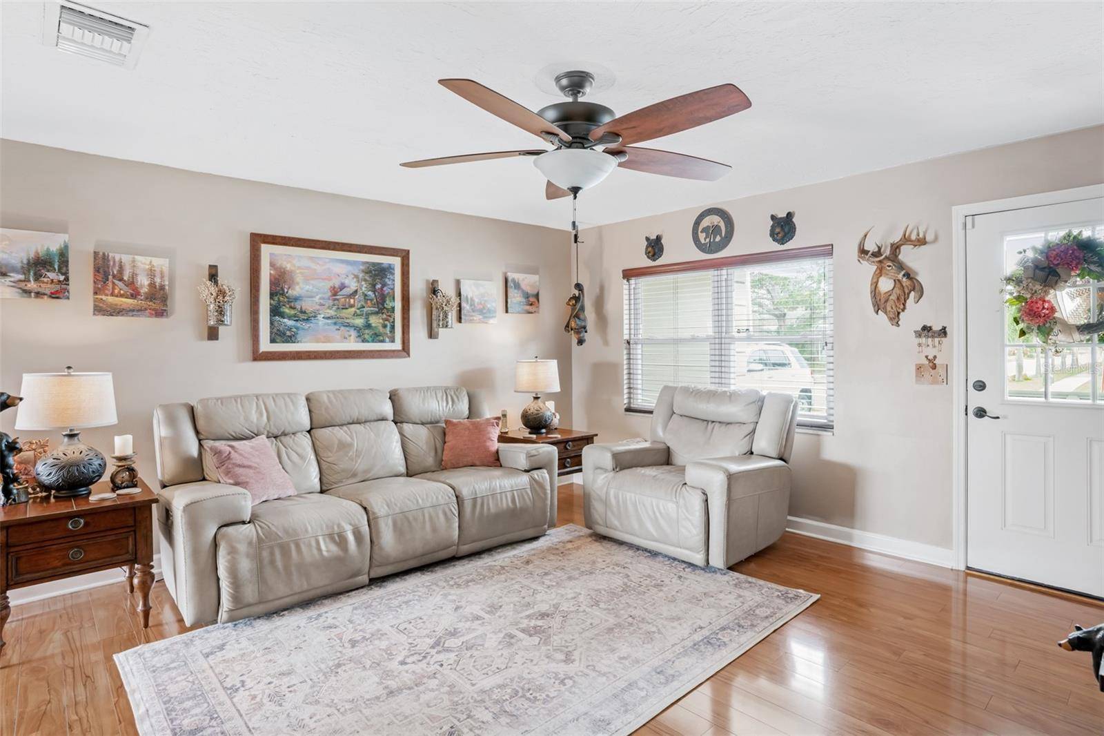 Largo, FL 33774,12162 AURORA CT