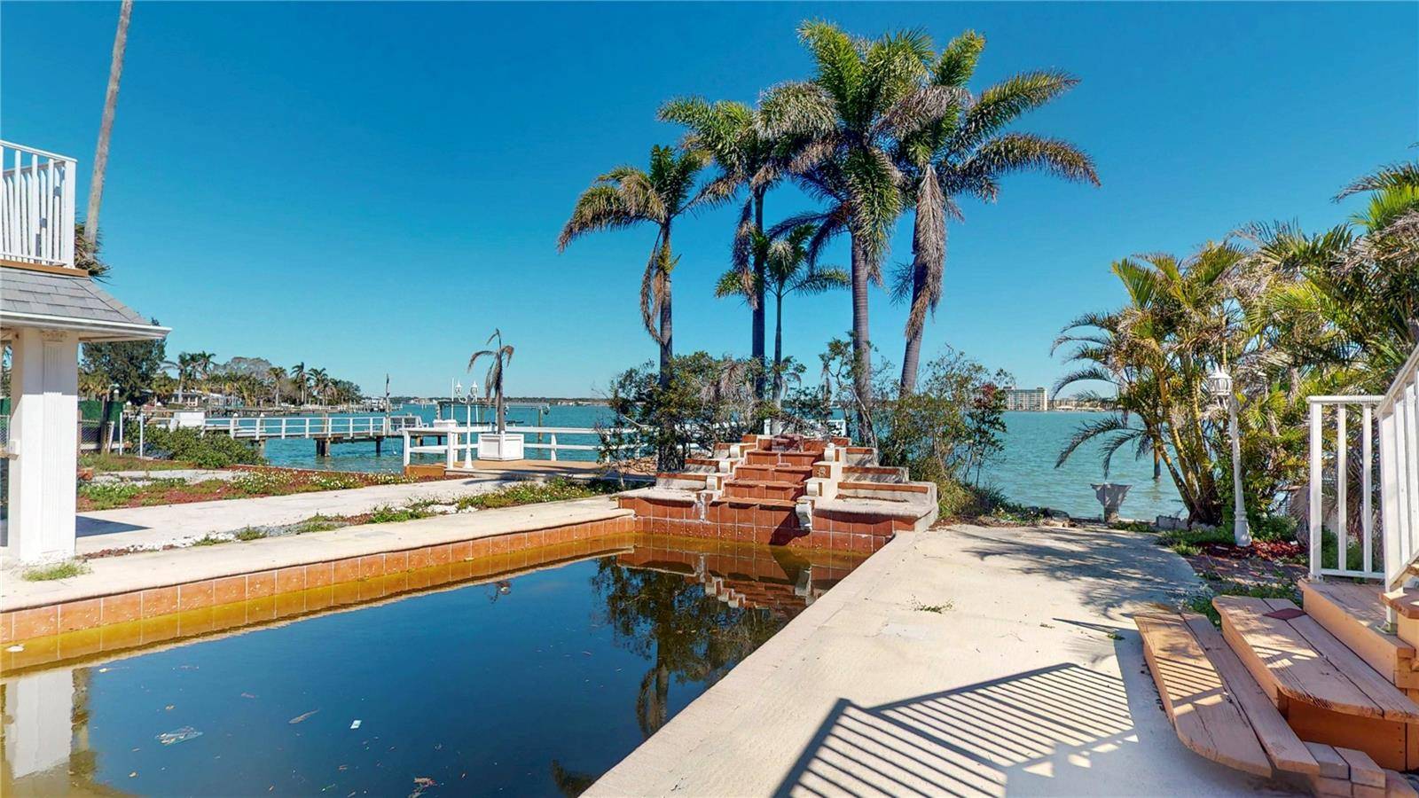 Madeira Beach, FL 33708,15417 2ND ST E