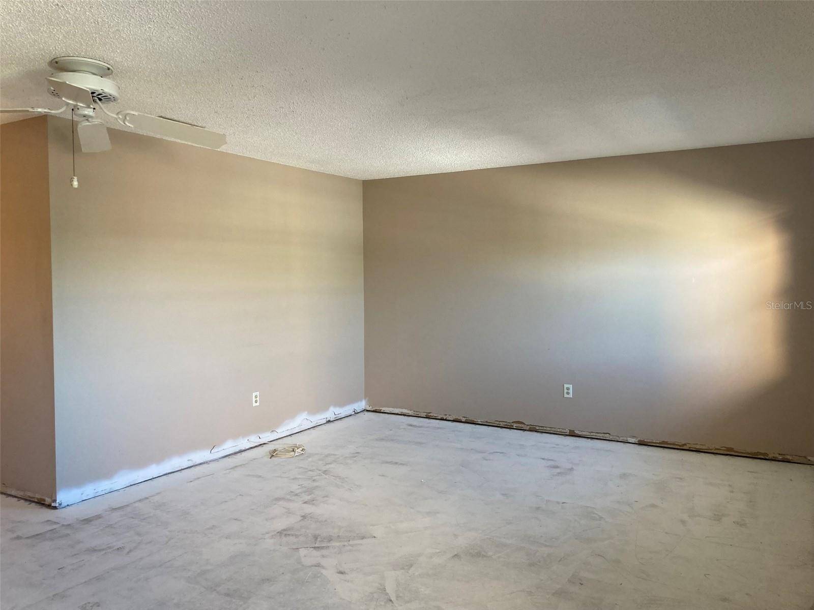 St Petersburg, FL 33709,5971 TERRACE PARK DR N #310