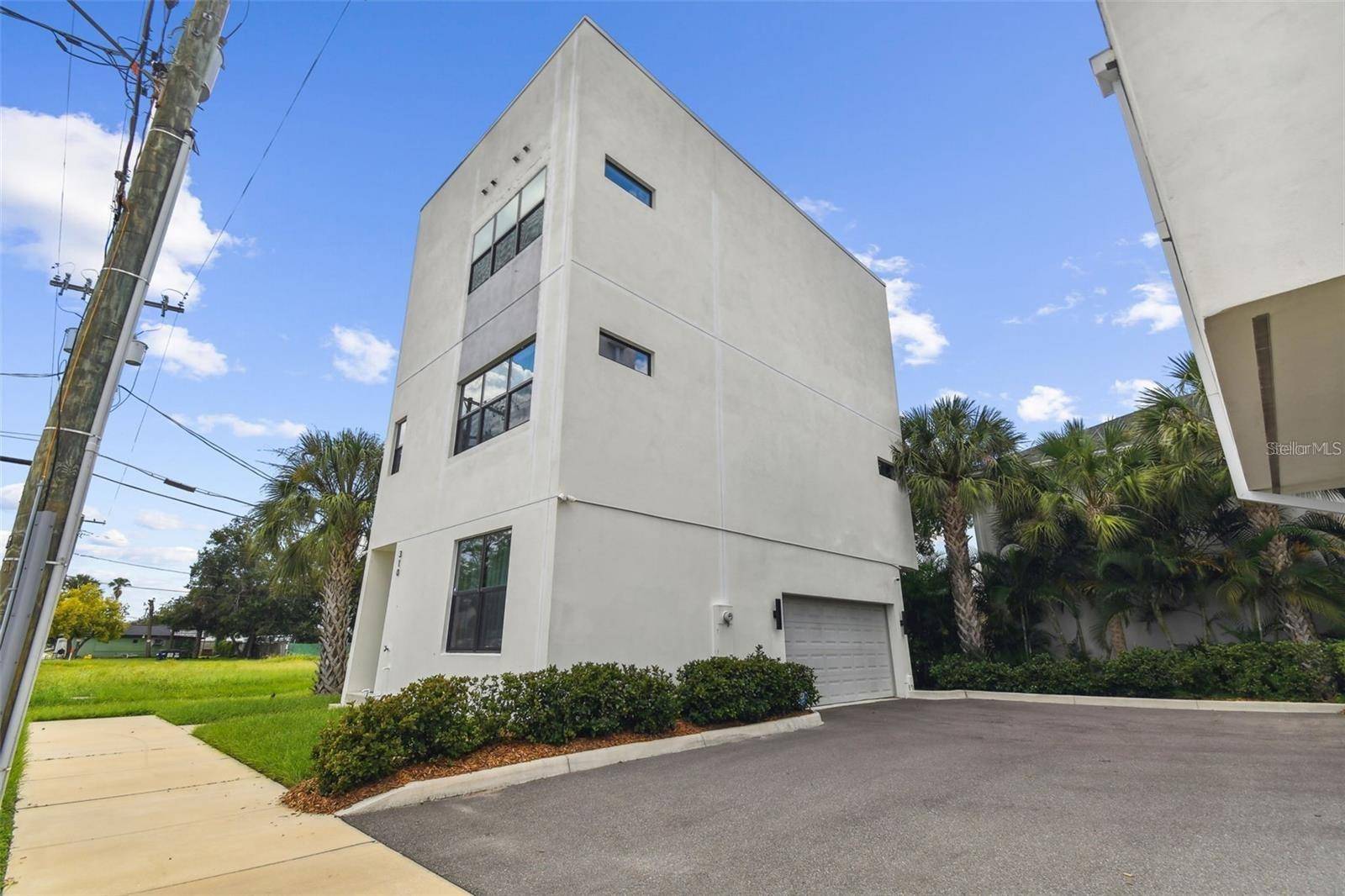 Tampa, FL 33606,310 N OREGON AVE