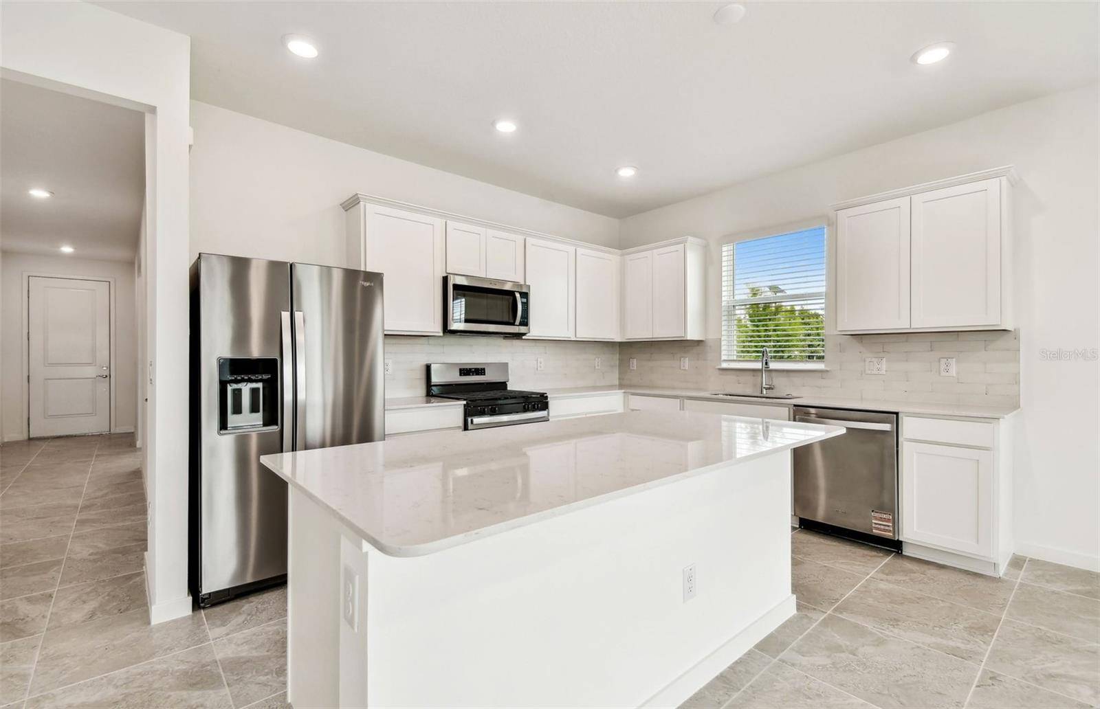 Zephyrhills, FL 33540,1226 MUMFORD CT