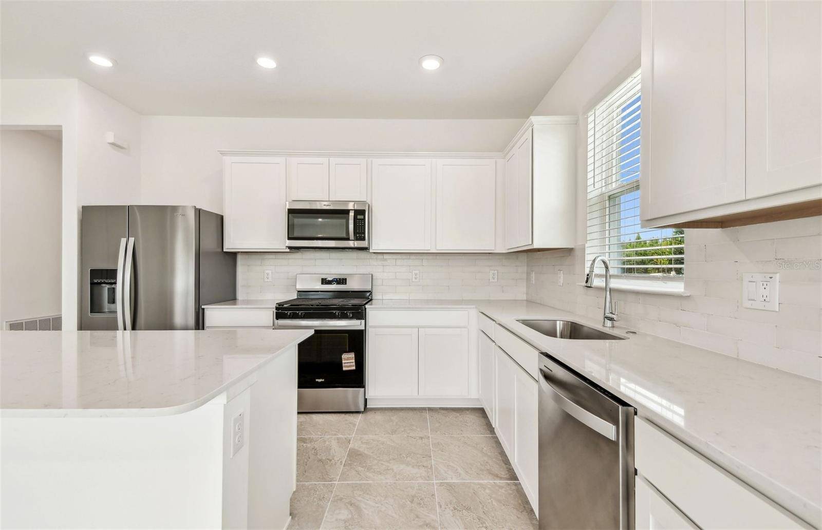 Zephyrhills, FL 33540,1226 MUMFORD CT