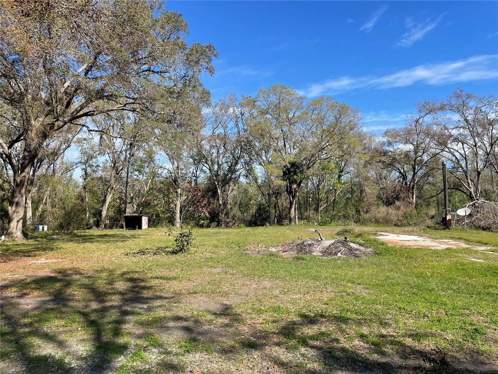 Zephyrhills, FL 33540,38347 HIGGINSON RD