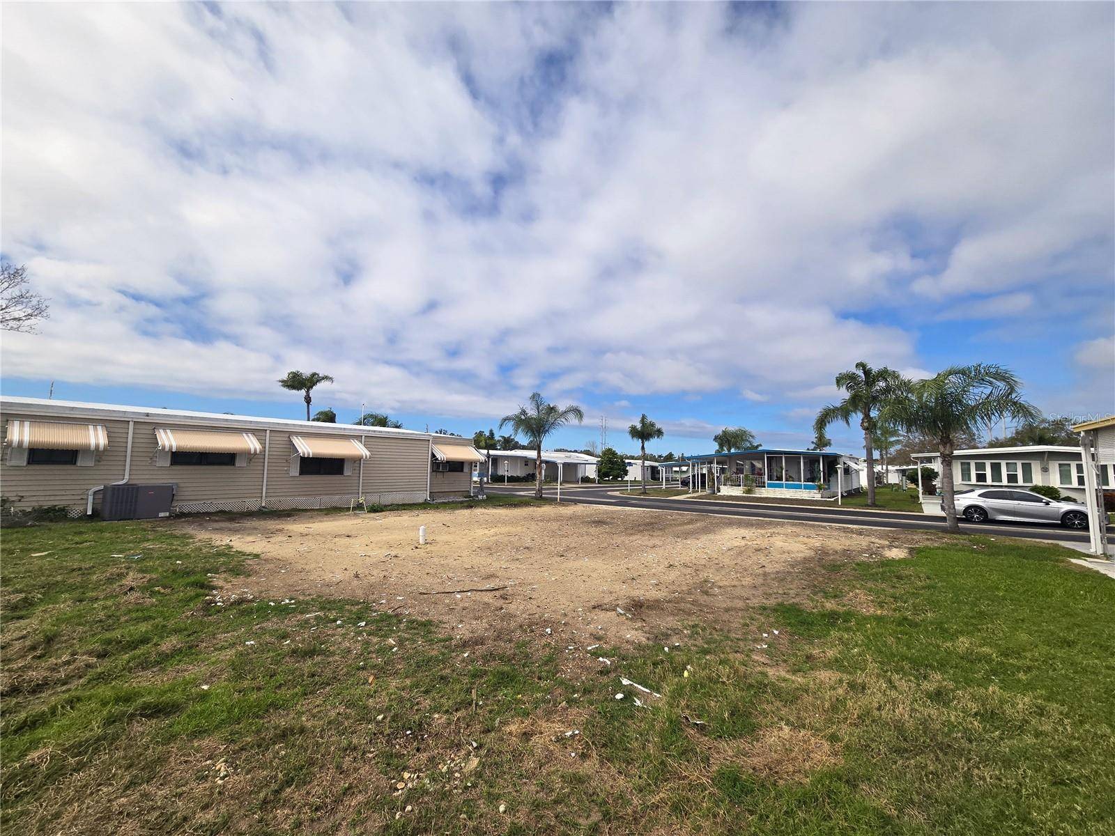 Tarpon Springs, FL 34689,74 RACHEL DR