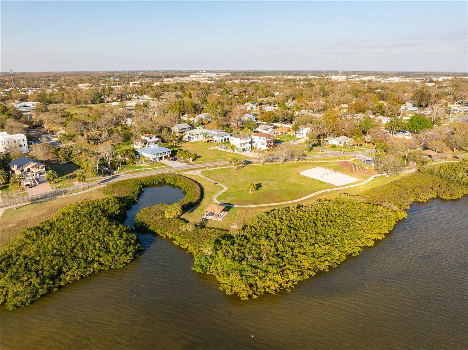 Oldsmar, FL 34677,505 FEDERAL ST