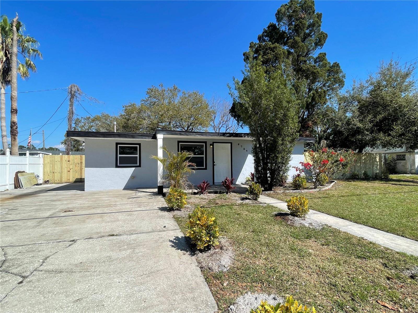 Pinellas Park, FL 33782,5751 94TH AVE N