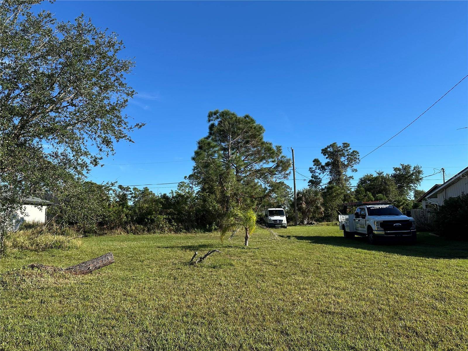 Port Charlotte, FL 33981,12373 FAIRWIND AVE