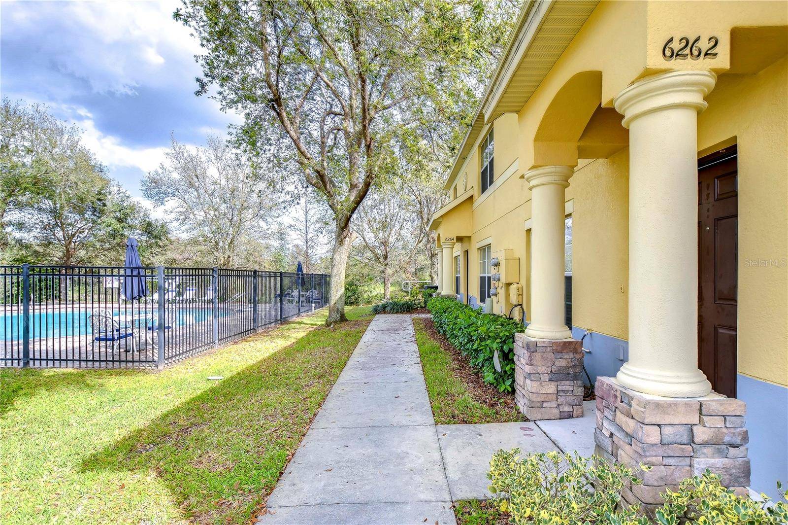 Zephyrhills, FL 33542,6262 TIMBERLY LN #99