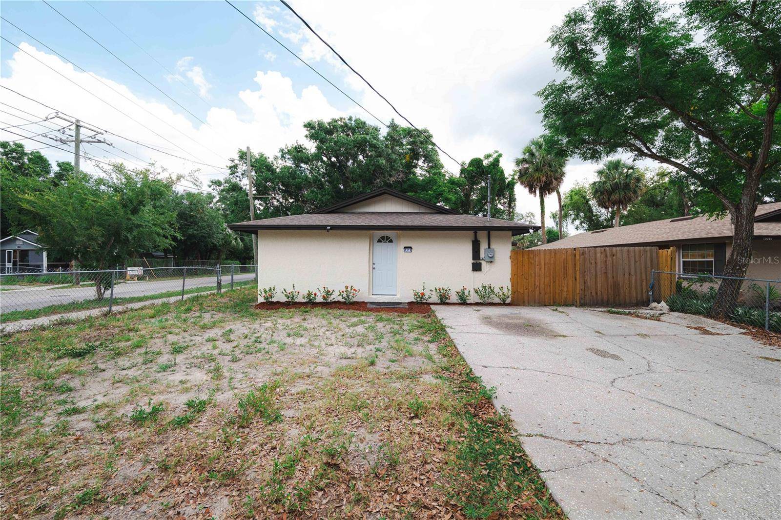 Tampa, FL 33604,8319 N 14TH ST