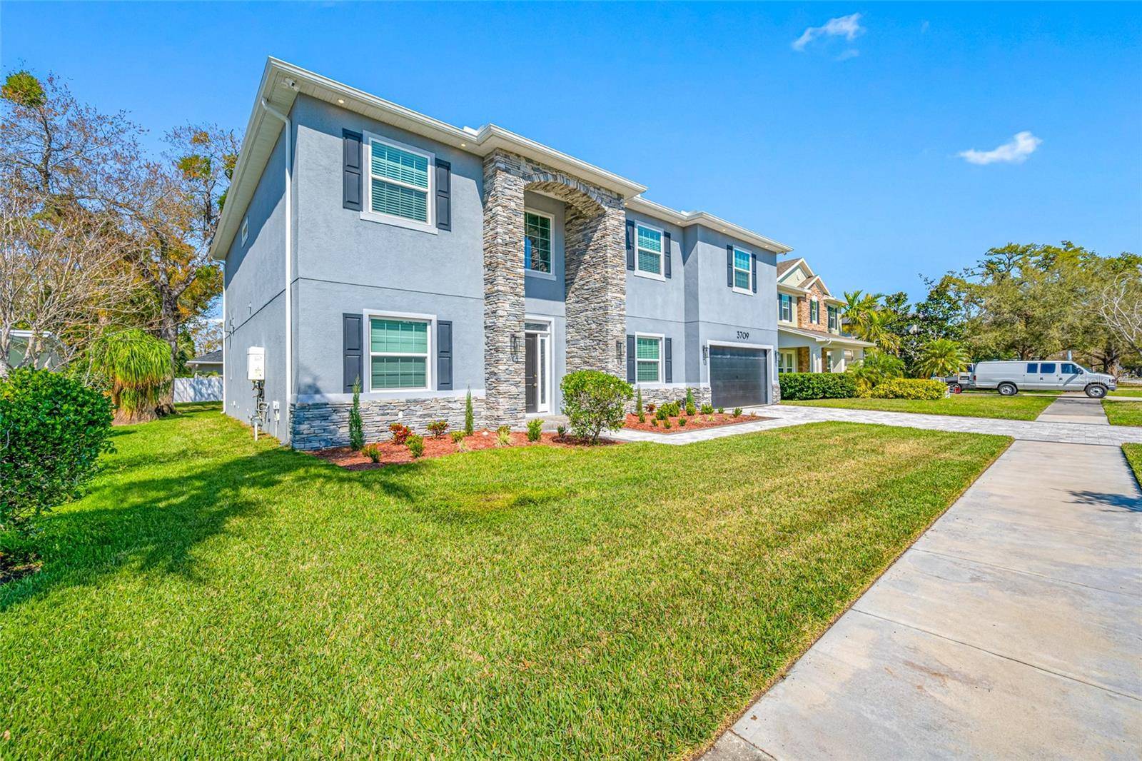 Tampa, FL 33609,3709 W DALE AVE