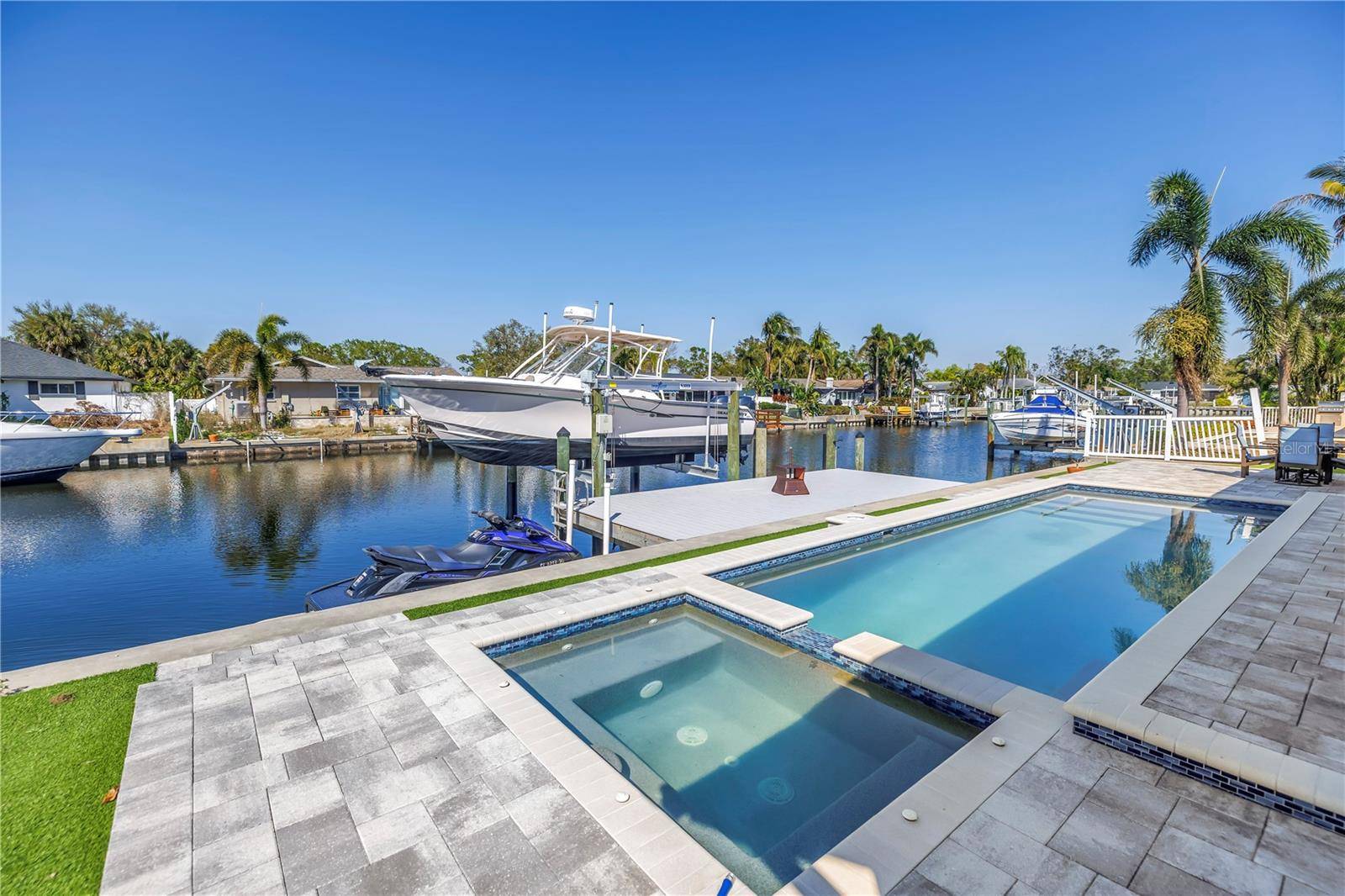 St Petersburg, FL 33703,1467 52ND AVE NE