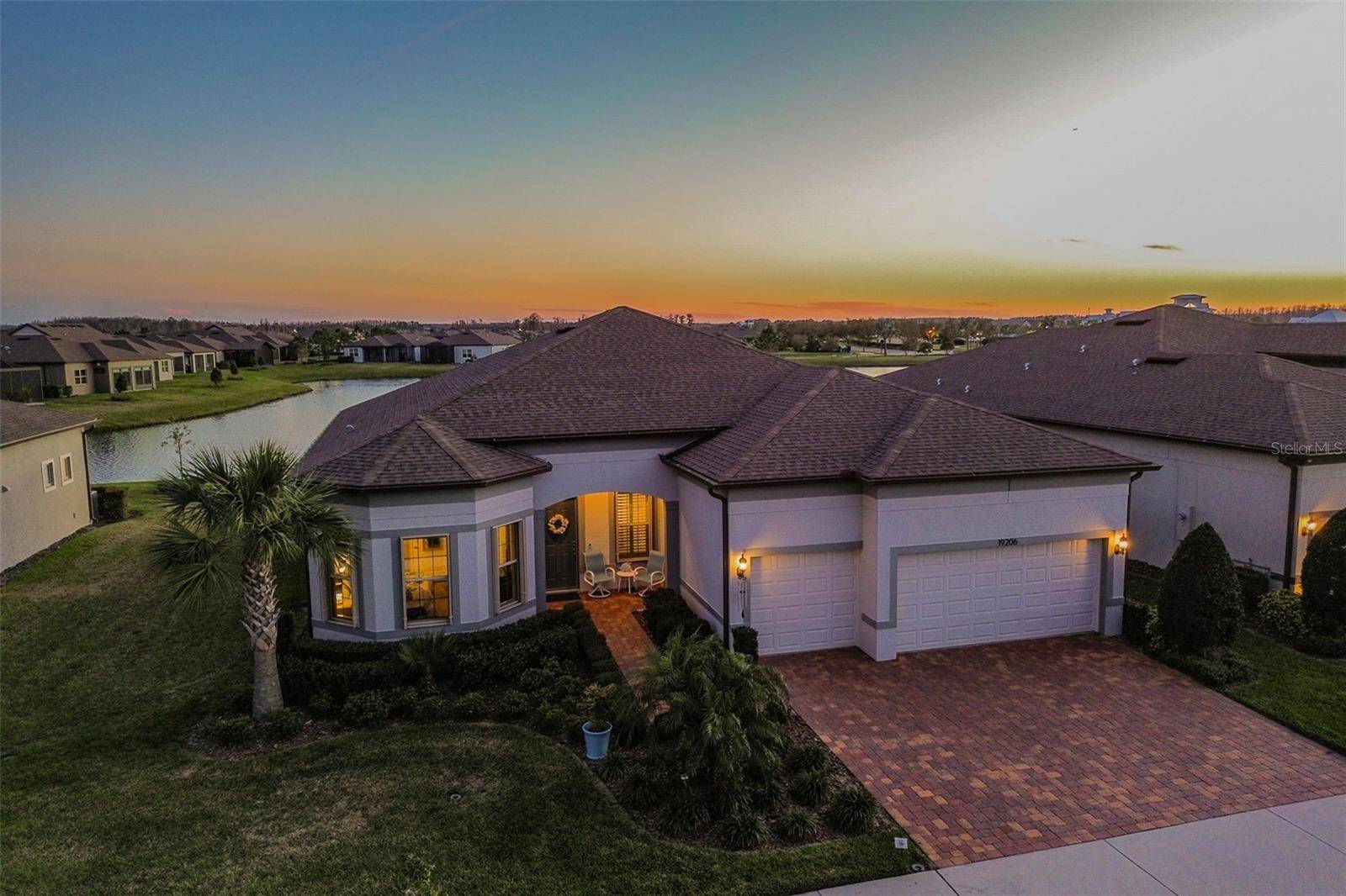 Land O Lakes, FL 34638,19206 SHIP WHEEL WAY